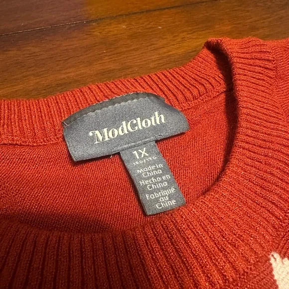 ModCloth 1X plus size Bat Sweater - Picture 2 of 2